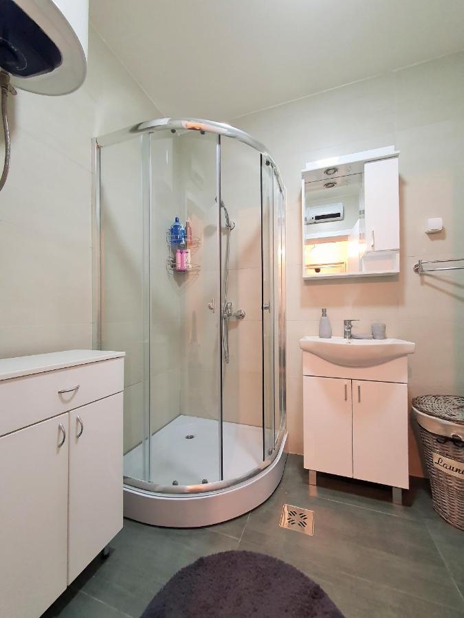 Downtown Apartment Cetinje Ngoại thất bức ảnh